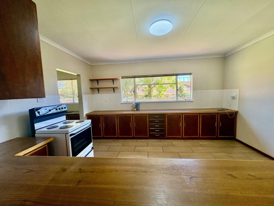 3 Bedroom Property for Sale in Universitas Ridge Free State